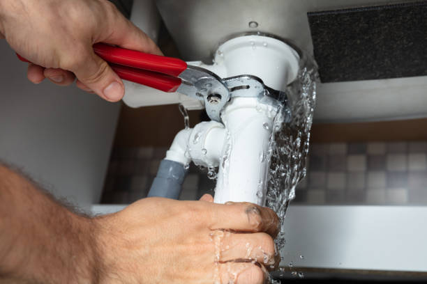 Best 24/7 water damage repair  in Englewood, TN
